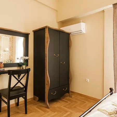 Modern Antique Private Rooms Near To Acropolis Museum And Metro Station Athens Exterior photo
