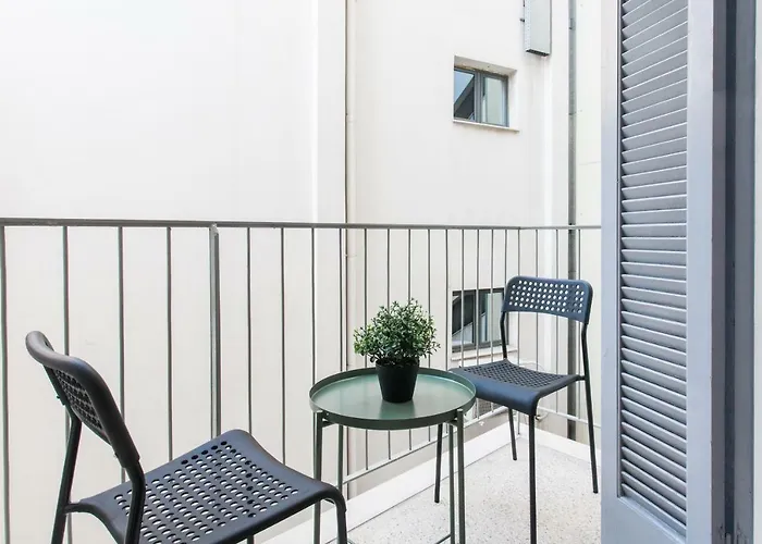 Modern Antique Private Rooms Near To Acropolis Museum And Metro Station