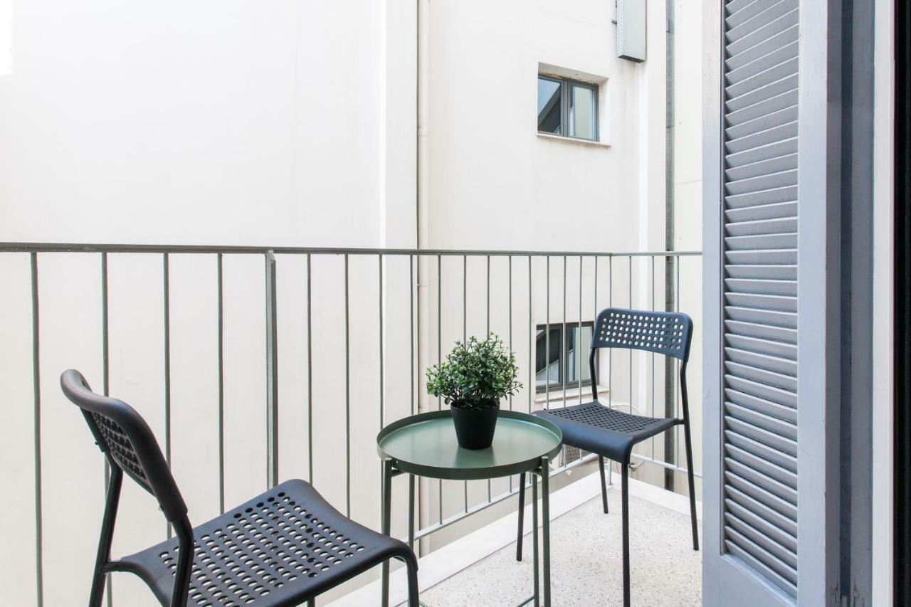 Modern Antique Private Near To Acropolis Museum And Metro Station Apartment Athen