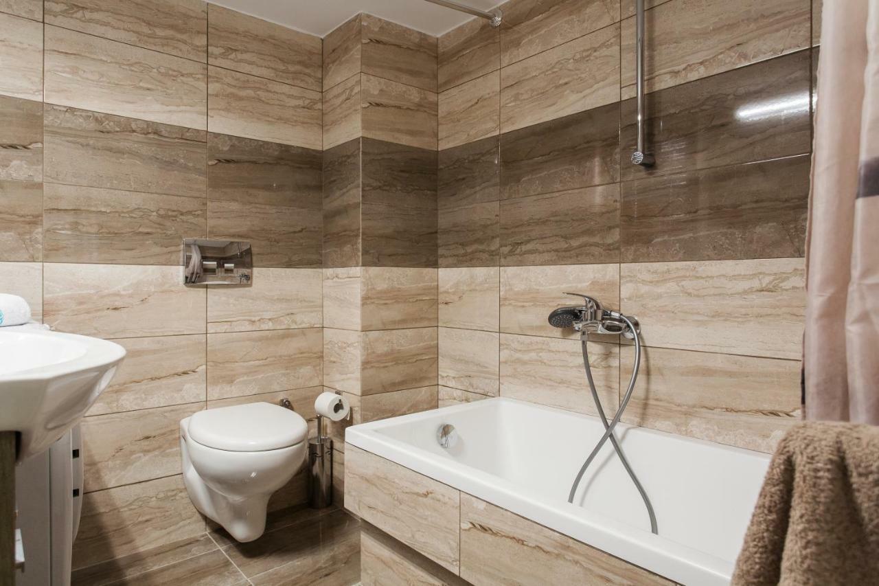 Apartment Modern Antique Private Near To Acropolis Museum And Metro Station Athen