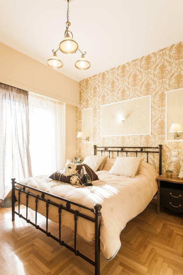 Modern Antique Private Near To Acropolis Museum And Metro Station