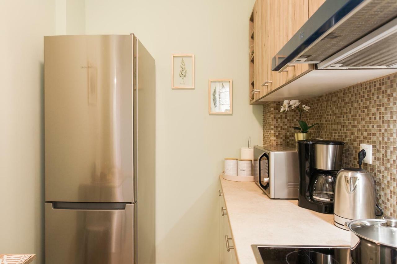Modern Antique Private Near To Acropolis Museum And Metro Station *