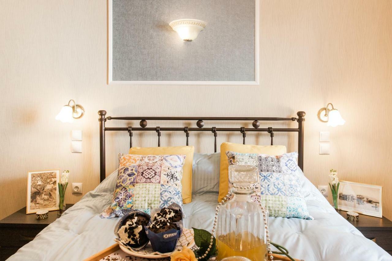 Modern Antique Private Near To Acropolis Museum And Metro Station *